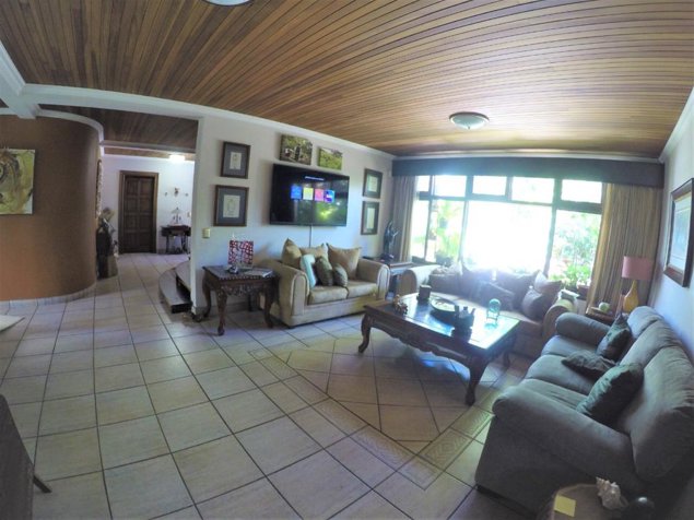 Casa en Venta de Dos Niveles en San Rafael de Escazu- 5PJG10035030 en San Vicente, Moravia, San José — $420,000 - Foto 3 de 34