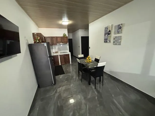 Complejo de apartamento de 7 unidades in Atenas, Alajuela — $950,000 - Photo 2 of 19