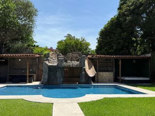 [Alquiler] Residencia de lujo en Ciudad Colón – Piscina en Colón, Mora, San José — $4,800 - Foto 5 de 6