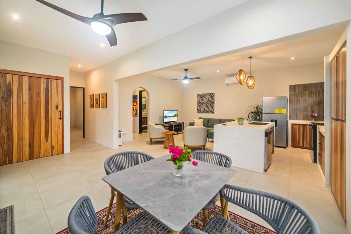 Propiedad Autosuficiente con Vista al Mar en Río Seco, Guanacaste en Santa Cruz, Guanacaste — $1,225,000 - Foto 3 de 29