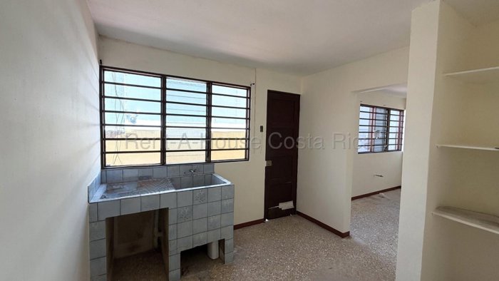 Venta de Casa en LOS YOSES-San José. RAH 27-405 in Zapote, San José — $265,000 - Photo 2 of 15