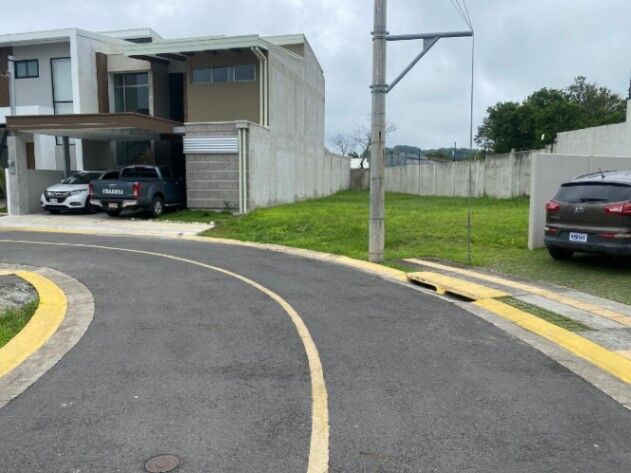 Venta de Lote en Brasil de Santa Ana. RAH 25-686 in Brasil, Santa Ana, San José — $85,000