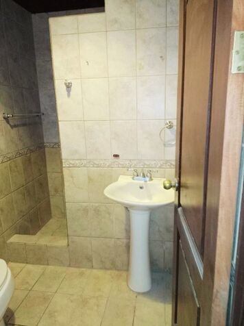 Casa en Tibás: comodidad y rentabilidad en un solo lugar. en Colima, Tibás, San José — ₡ 90 000 000