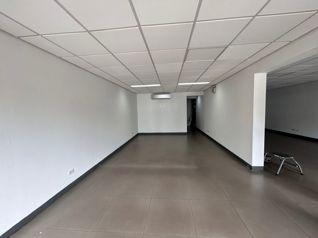 Alquiler de edificio con consultorios en Alajuela Centro en Venado, San Carlos, Alajuela — $9,500 - Foto 3 de 59