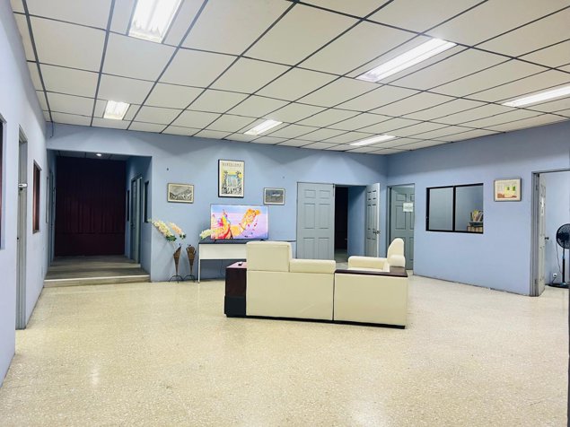 Venta de edificio comercial de gran escala en Guadalupe #26-1089 GS en Guadalupe, Goicoechea, San José — $2,000,000 - Foto 2 de 8
