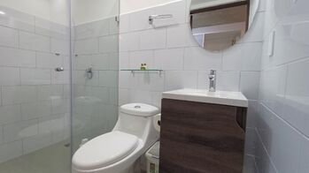 Alquiler de Apartamento en Khaya-Granadilla de Curridabat. RAH 26-791 in Granadilla, Curridabat, San José — $1,400 - Photo 4 of 16