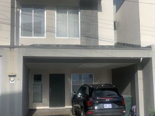 REMATE BANCARIO SE VENDE CONDOMINIO MONTES DE OCA SABANILLA en Sabanilla, Montes De Oca, San José — $146,690 - Foto 3 de 13