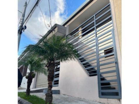 VENTA DE CASA CON DOS APARTAMENTOS, CARTAGO, LA UNIÓN, SAN DIEGO - 10143909 en San Ramón, La Unión, Cartago — ₡ 137 000 000