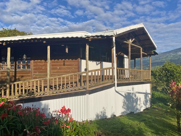 Quinta con 2 Casas en Venta Verbena Norte Turrialba 1.5 Hectáreas en Santa Rosa, Turrialba, Cartago — $315,000
