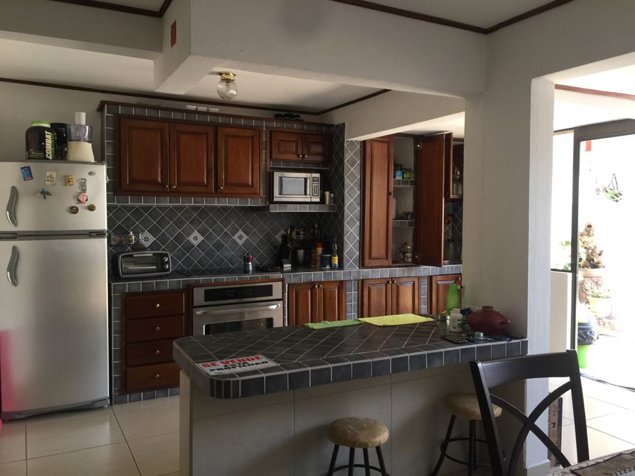 Bella casa dos plantas en Lagunilla de Heredia in San Pablo, Heredia — $148,000 - Photo 2 of 13