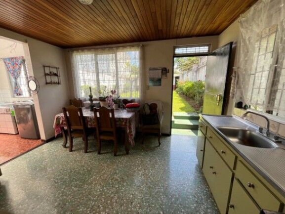 Venta de Casa + Lote Amplio en Curridabat, San José. RAH 26-228 en Curridabat, San José — ₡ 137 500 000
