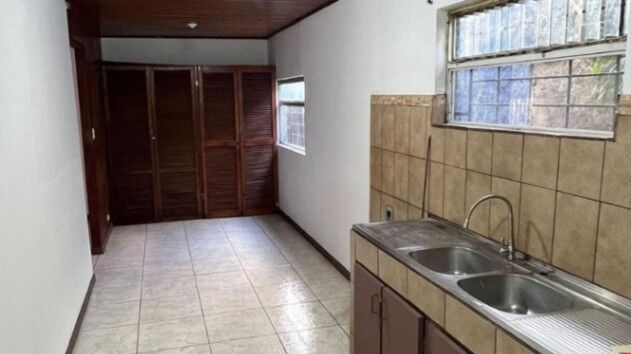 Venta de Casa en Tirráses de Curridabat. en Tirrases, Curridabat, San José — ₡ 75 000 000
