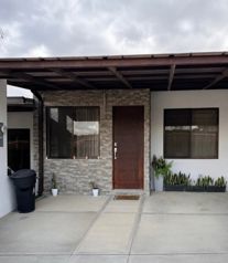 Alquiler de casa Totalmente Amueblada en Moravia in San Jerónimo, Moravia, San José — 595 000 ₡ - Photo 2 of 10