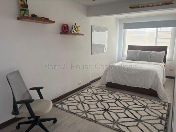 Casa remodelada de 2 plantas con terraza y patio privado #26-1669 GS in Ulloa, Heredia — $220,000 - Photo 3 of 10