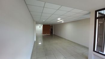 Edificio comercial Venta Guadalupe en Guadalupe, Goicoechea, San José — $320,000 - Foto 2 de 12