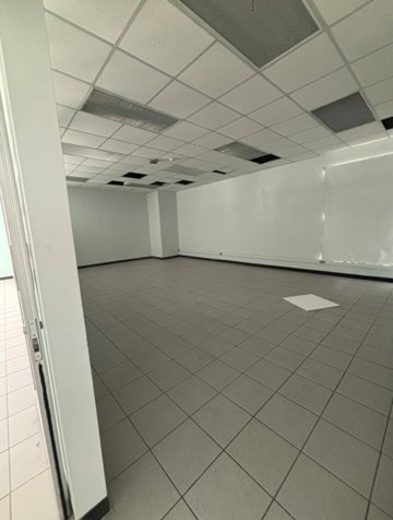 ALQUILER DE LOCAL, HEREDIA, SAN FRANCISCO, CN PASEO DE LAS FLORES. en San Francisco, Heredia — $15,272