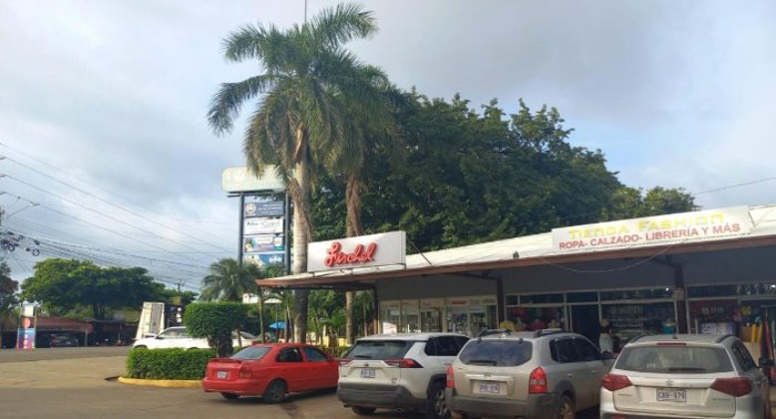 ALQUILER DE LOCAL, GUANACASTE, SANTA CRUZ, TAMARINDO in Tamarindo, Santa Cruz, Guanacaste — $4,734