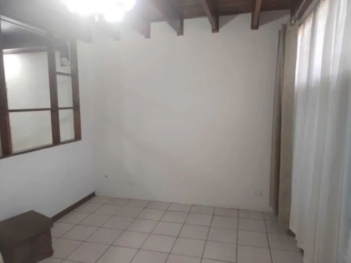 Venta | Casa esquinera de 4 habitaciones en Hatillo #26-899 GS en Hatillo, San José — $130,000 - Foto 3 de 10