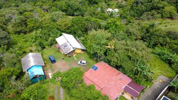 Propiedad Privada con Vistas a las Montañas y Dos Casas en Villa Nueva en El General, Pérez Zeledón, San José — $169,999 - Foto 4 de 37