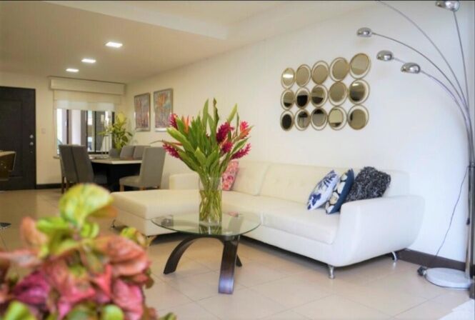 Venta de Confortable Casa en Colón, Mora / Mls. 25-1434 OFC JB in Colón, Mora, San José — $210,000