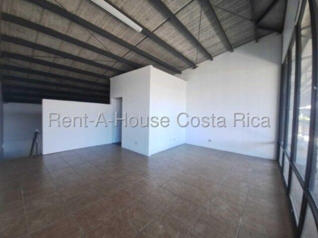 Alquiler de Local Comercial en Plaza Rubí-San Francisco de Heredia. RAH 26-1407 in San Francisco, Heredia — $1,620