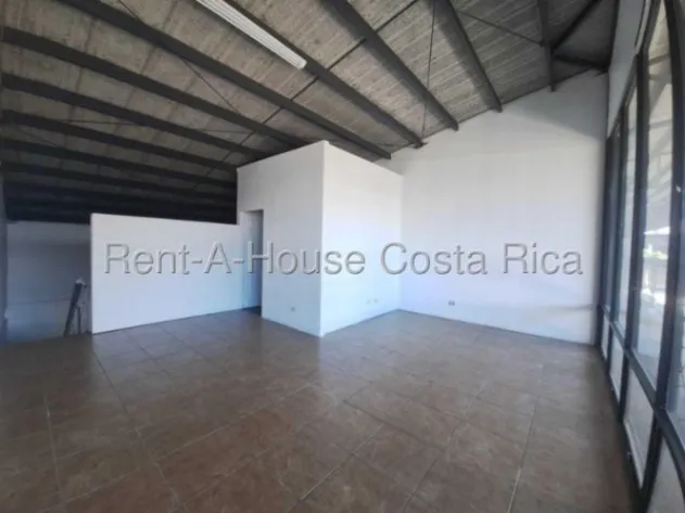 Alquiler de Local Comercial en Plaza Rubí-San Francisco de Heredia. RAH 26-1407 in San Francisco, Heredia — $1,620 - Photo 2 of 6