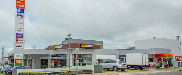ALQUILER DE LOCAL COMERCIAL UBICADO EN CIUDAD QUESADA in Quesada, San Carlos, Alajuela — $1,865 - Photo 2 of 5