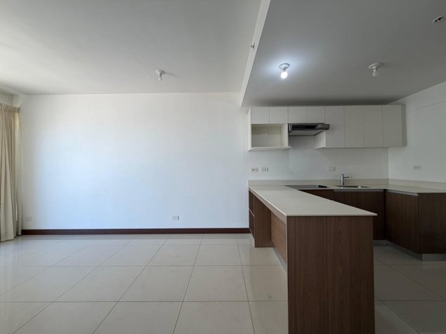 VENDO APARTAMENTO NUNCIATURA FLATS DOS HABITACIONES in Pavas, San José — $185,000 - Photo 3 of 18