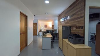 Alquiler de Oficina en Barrio Dent, San José. RAH 26-1578 en Carmen, San José — $750 - Foto 4 de 11