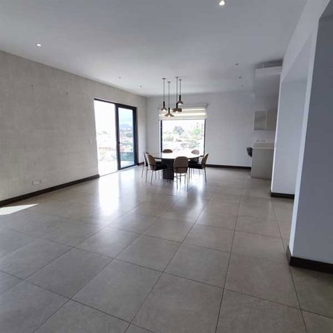 Apartamento en Venta en Escazú, Los Laureles. 5PVV7464764 in San Rafael, Escazú, San José — $360,000