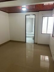 VENTA DE CASA, SAN JOSÉ, GUADALUPE, EL CARMEN, URBANIZACIÓN BERNARDO IGLESIAS - 9709043 en Guadalupe, Goicoechea, San José — 90 000 000 ₡ - Foto 5 de 12