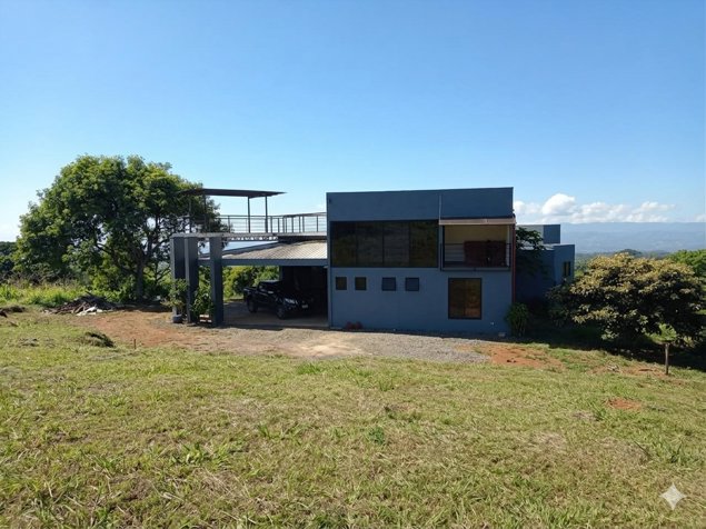 Venta de casa para vivir o para inversión en San Pedro, Pérez Zeledón en San Pedro, Pérez Zeledón, San José — ₡ 399 000 000 - Foto 3 de 28