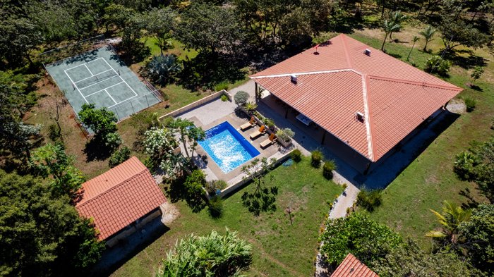 Se vende propiedad en San José de Pinilla en Santa Cruz, Guanacaste — $2,200,000 - Foto 2 de 13