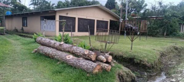 BELLA PROPIEDAD Y 2 CASAS EN SABALITO, COTO BRUS.  in Sabalito, Coto Brus, Puntarenas — ₡ 62 000 000