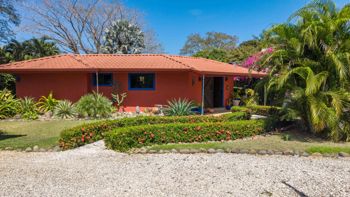 Venta de casa con piscina en Portegolpe, Tempate, Guanacaste (AD) en Tempate, Santa Cruz, Guanacaste — $279,000 - Foto 3 de 16