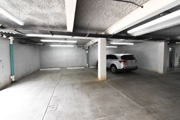 Apartamento con Línea Blanca de 2 habs en Condominio Vista al Valle en Santa Ana, San José — $2,100 - Foto 4 de 28