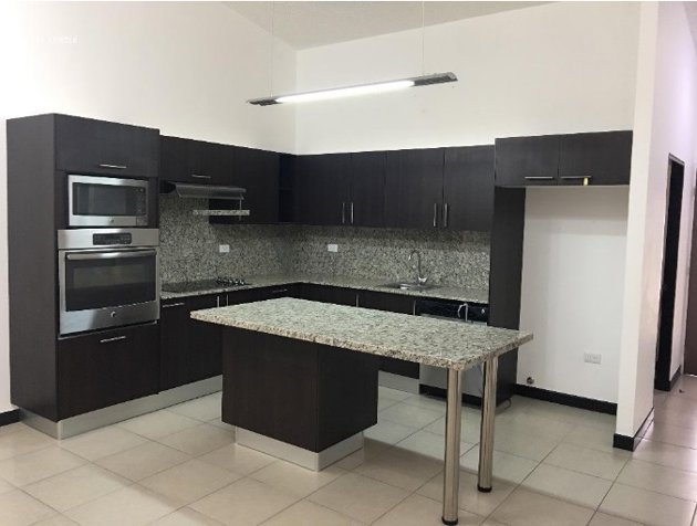 VENTA CASA EN CONDOMINIO SAN RAFAEL ALAJUELA in Santa Ana, San José — $145,000 - Photo 2 of 9
