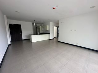 VENTA DE APARTAMENTO, SANTA ANA, POZOS, CONDOMINIO URBAN FLATS in Pozos, Santa Ana, San José — $220,000 - Photo 3 of 22