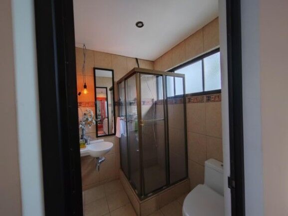 VENTA de  casa + apartamento en San Juan de Tibas/25-283 in San Juan, Tibás, San José — $265,000