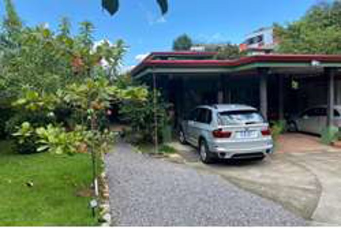 VENTA  CASA EN CIUDAD COLON CON APARTAMENTO in Colón, Mora, San José — ₡ 165 000 000 - Photo 2 of 32