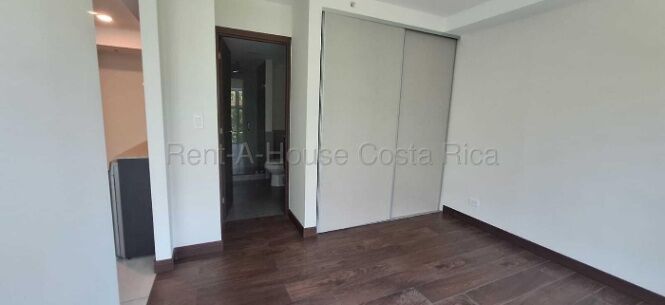 Venta | Apartamento tipo estudio con alta rentabilidad en Heredia #27-21 GS en Ulloa, Heredia — $93,200