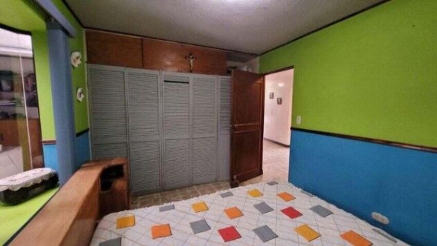 Venta de Casa con Uso de Suelo Mixto en Granadilla de Curridabat. RAH 26-449 in Granadilla, Curridabat, San José — ₡ 170 000 000