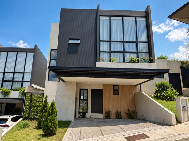 Casa de 3 Habitaciones con Línea blanca en NAIA Guachipelín in San Rafael, Escazú, San José — $2,750