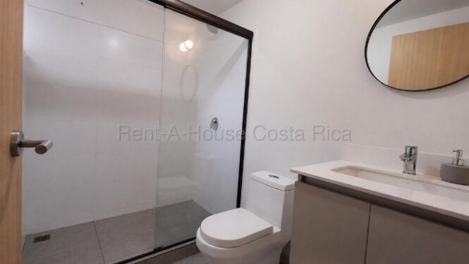 Alquiler de Apartamento en Lomas de Ayarco Sur, Curridabat. RAH 26-2215 en Tirrases, Curridabat, San José — ₡ 475 000