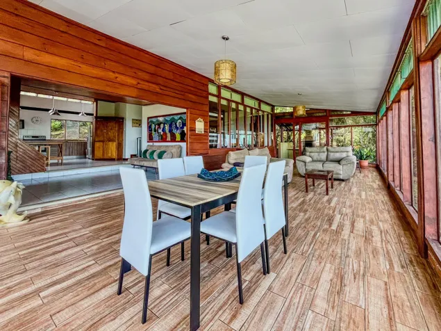 Property for sale in the Heredia Mountains, Costa Rica en San José de La Montaña, Barva, Heredia — $310,800 - Foto 3 de 18