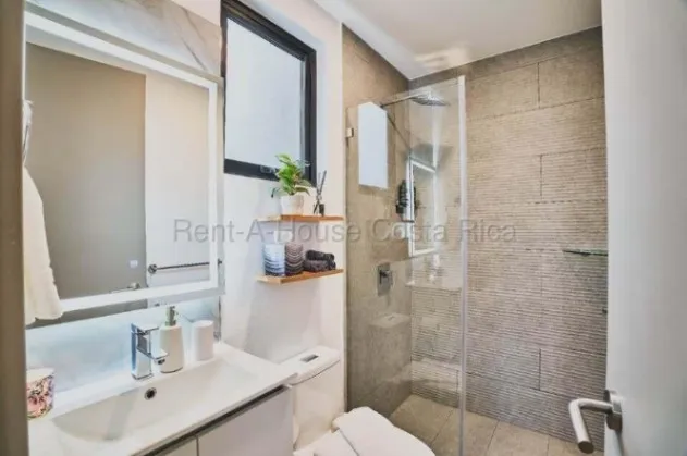 Venta de Penthouse en Mata Redonda-San José. RAH 26-2016 en Mata Redonda, San José — ₡ 122 000 000 - Foto 2 de 19