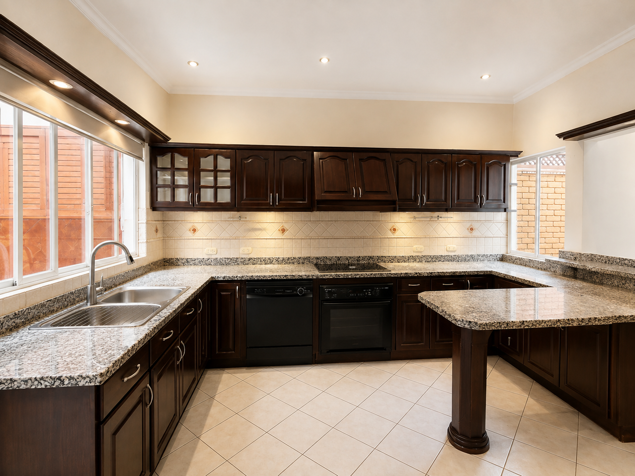 Vende casa en condominio Ayarco Campestre, Curridabat (FV) en Curridabat, San José — $360,000 - Foto 3 de 15