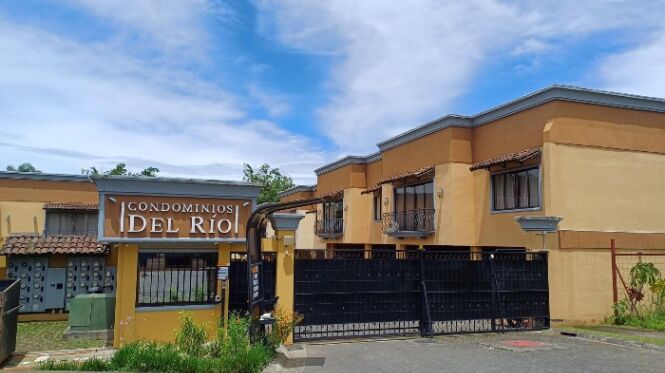 Venta de Lote en Granadilla de Curridabat. in Granadilla, Curridabat, San José — $87,000