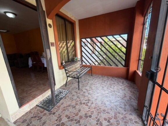 CASA EN VENTA SAN FRANCISCO DE HEREDIA in San Francisco, Heredia — ₡ 91 000 000 - Photo 2 of 27
