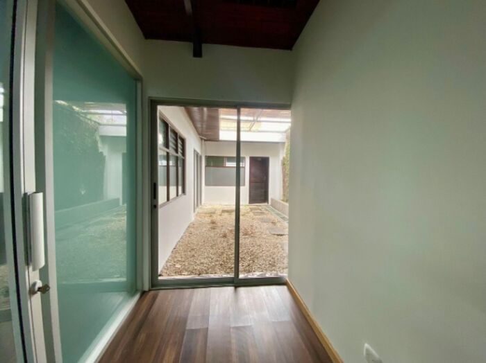 Alquiler de Casa para Oficinas en Hospital, San José. RAH 26-139 en Hospital, San José — $2,500